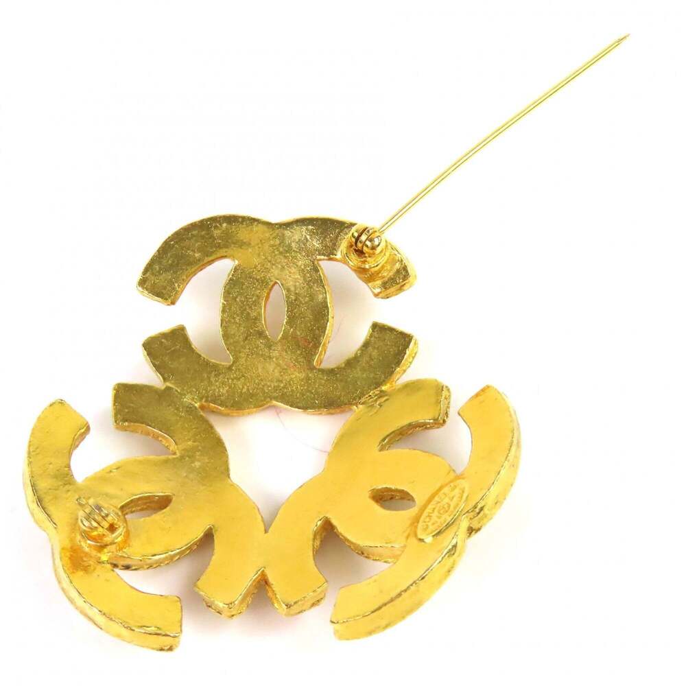 CHANEL Vintage Gold Logo Brooch - Picture 5 of 6
